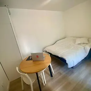 Studio In Appartement
